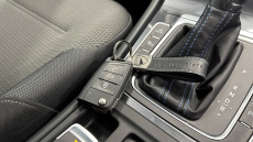 Volkswagen Golf 85kW e-Golf 5dr Auto Electric Hatchback